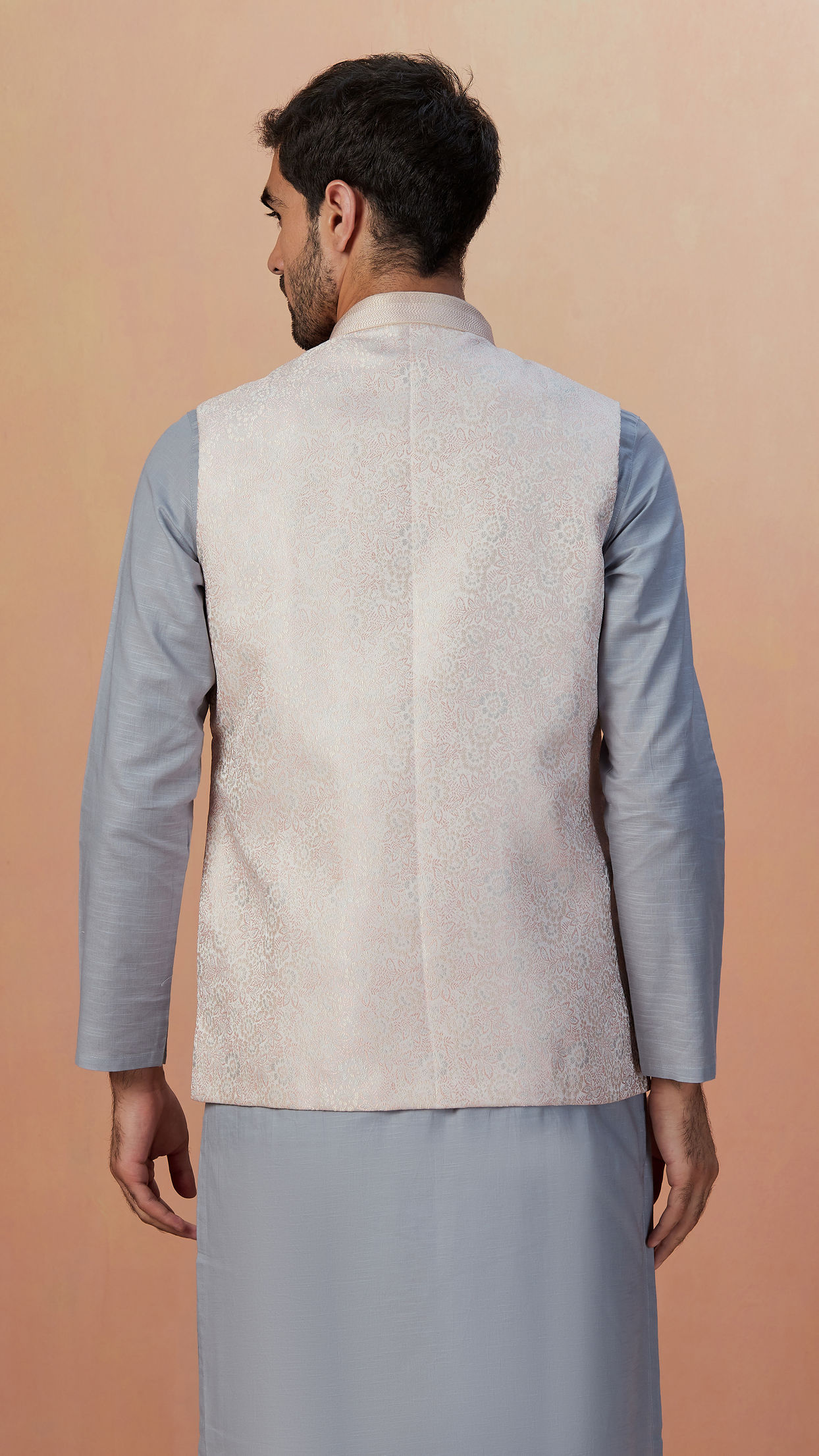 alt message - Manyavar Men Off White Self Design Jacket image number 2